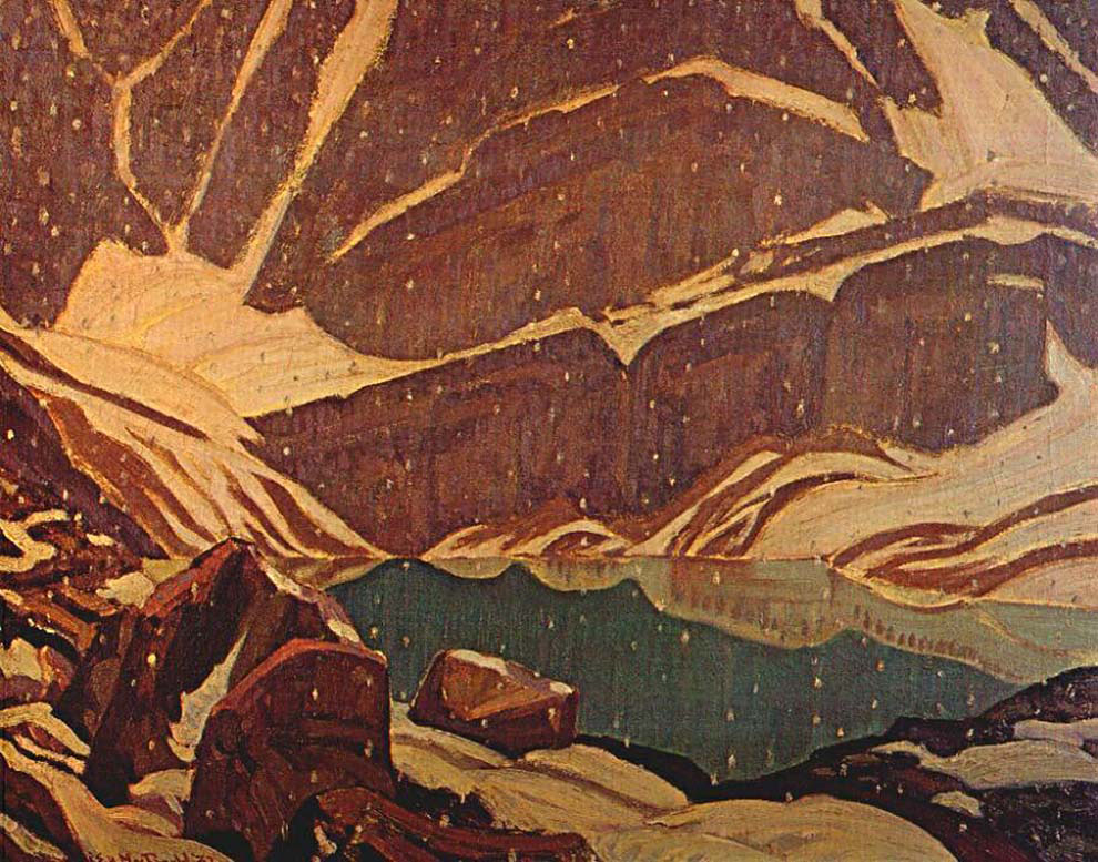 Mountain-Snowfall-Lake-Oesa